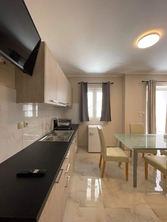 Allagiannis Group Apartments Markópoulon Екстериор снимка