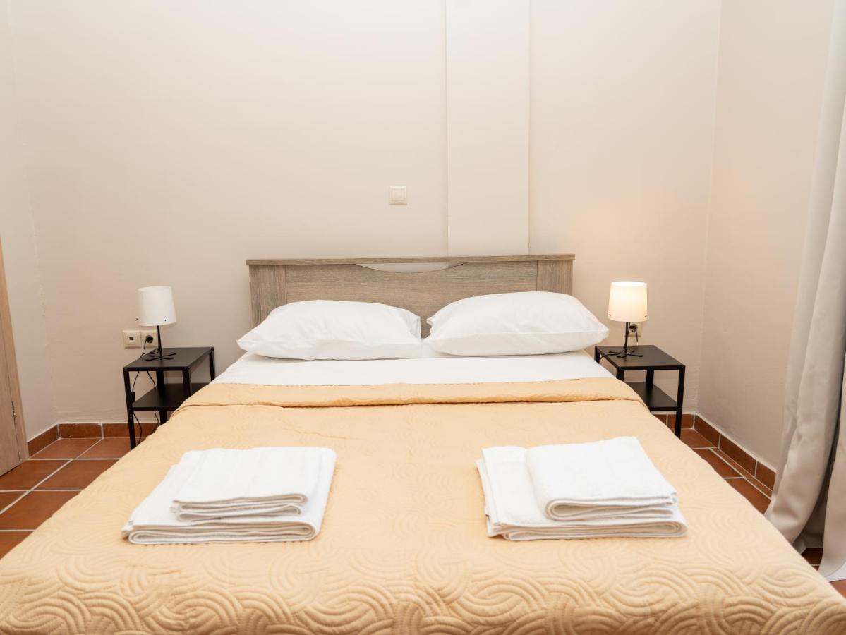 Allagiannis Group Apartments Markópoulon Екстериор снимка