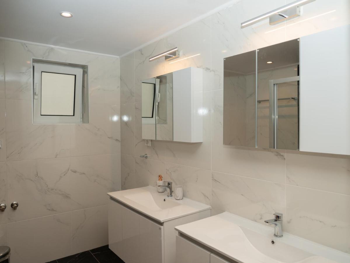 Allagiannis Group Apartments Markópoulon Екстериор снимка