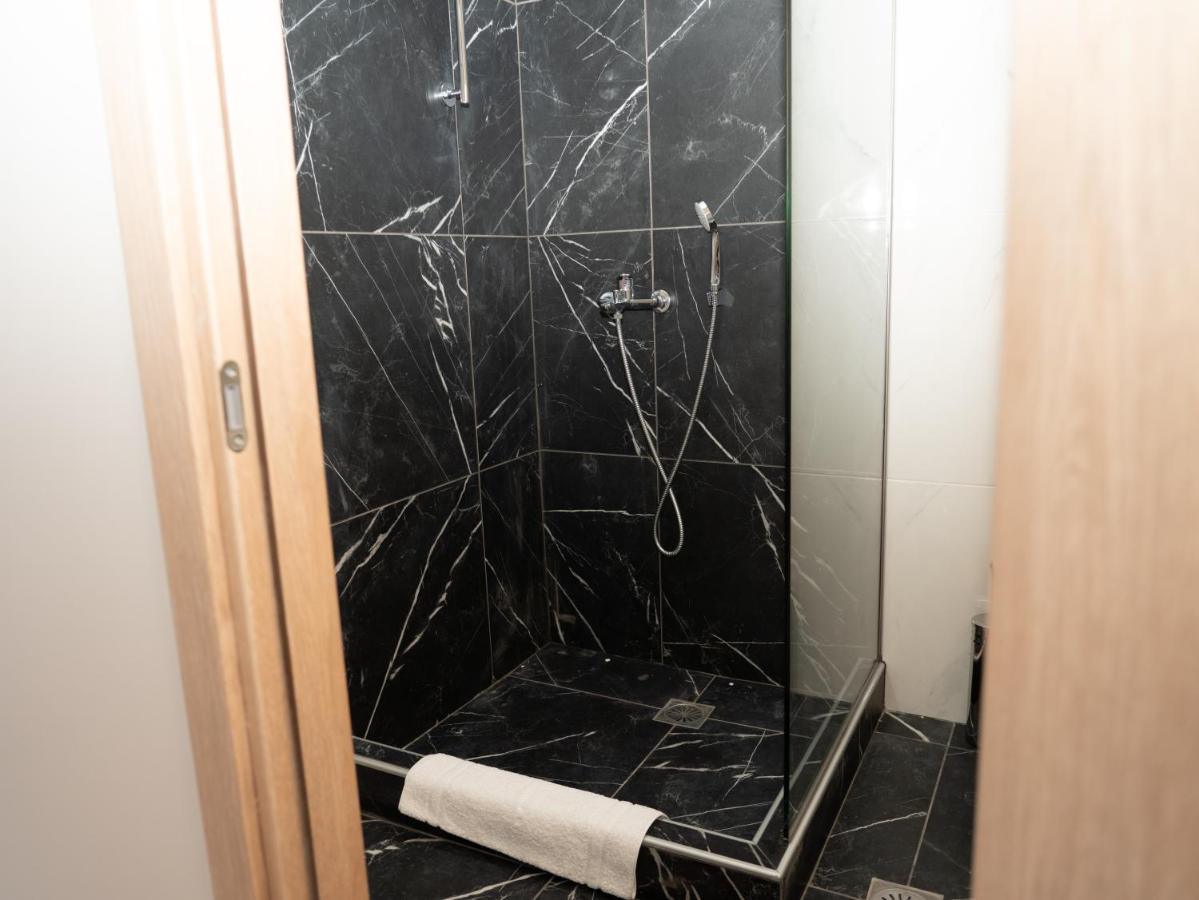Allagiannis Group Apartments Markópoulon Екстериор снимка