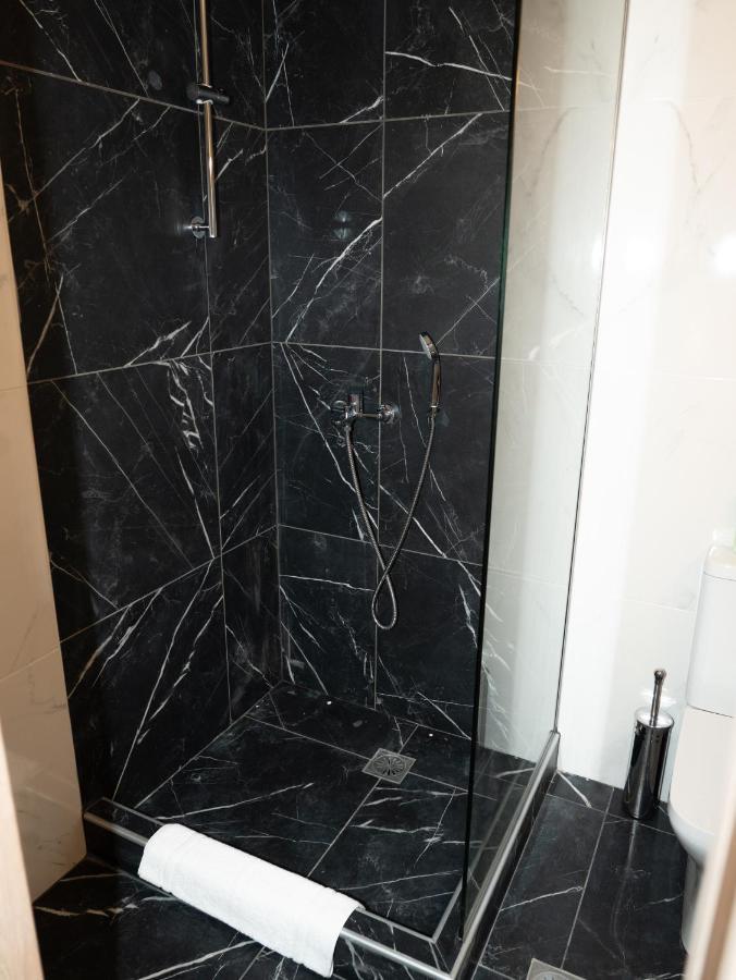 Allagiannis Group Apartments Markópoulon Екстериор снимка