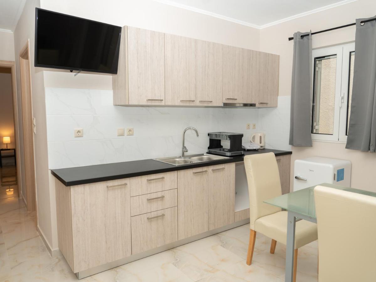 Allagiannis Group Apartments Markópoulon Екстериор снимка