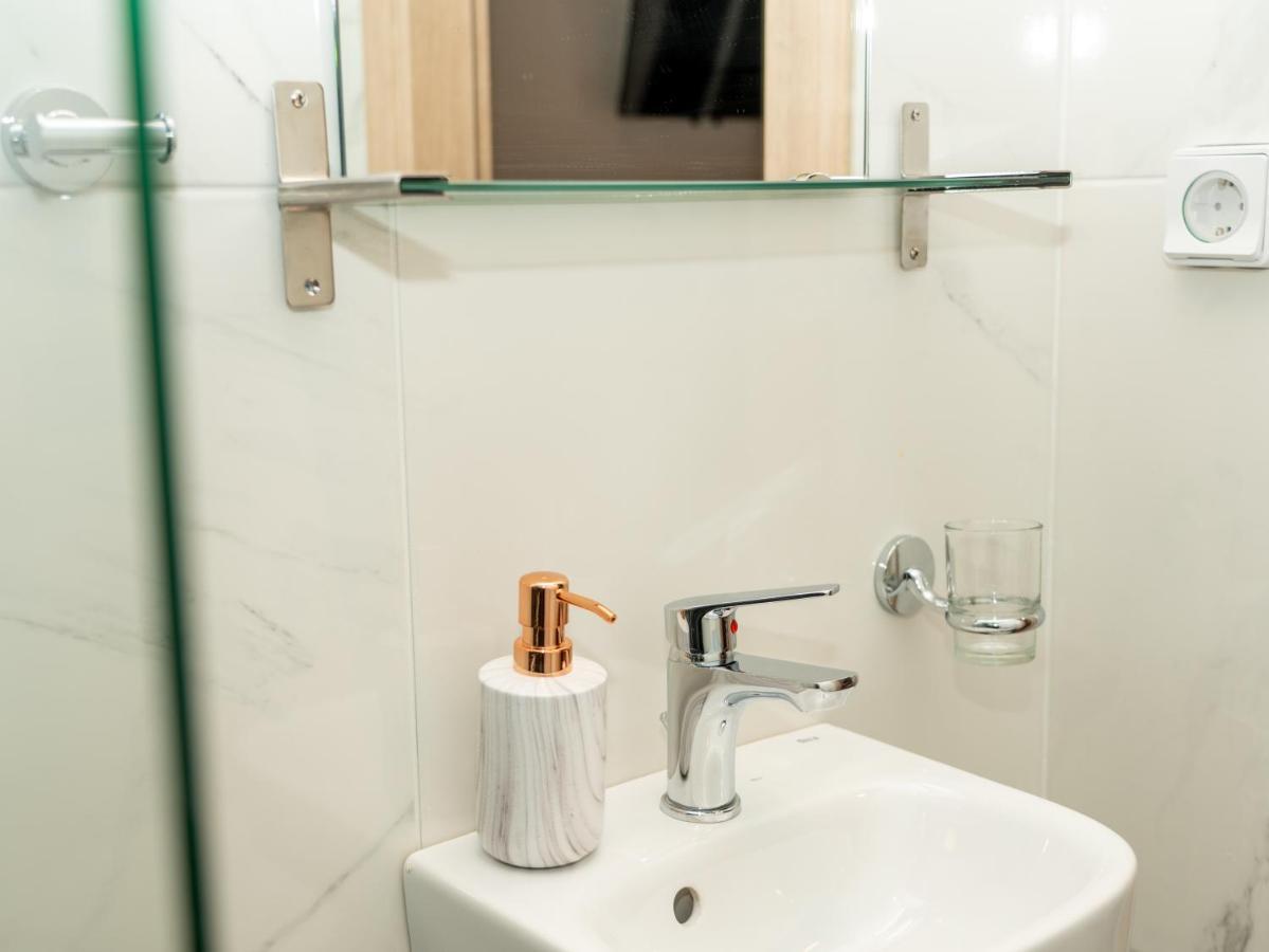 Allagiannis Group Apartments Markópoulon Екстериор снимка